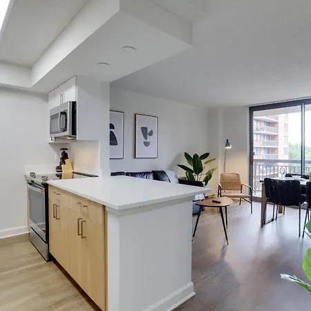 Modern & Charming Apt With Rooftop @Pentagon City Arlington Extérieur photo